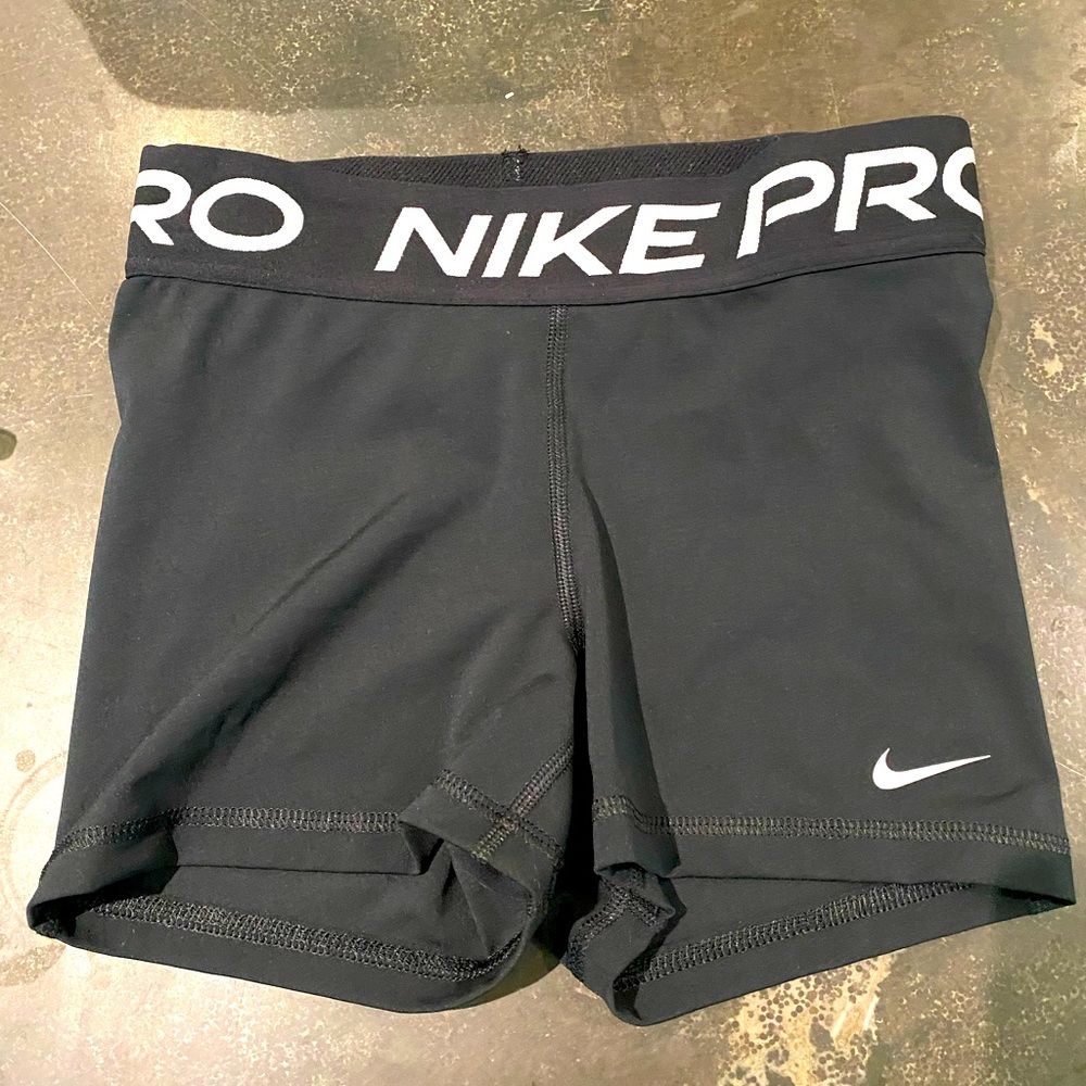 Nike Pro 365 3